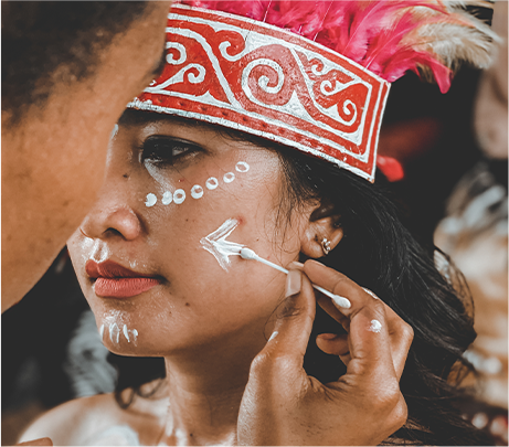 Vista da praia de Caraíva com o rio e o mar ao pôr do sol, sul da Bahia